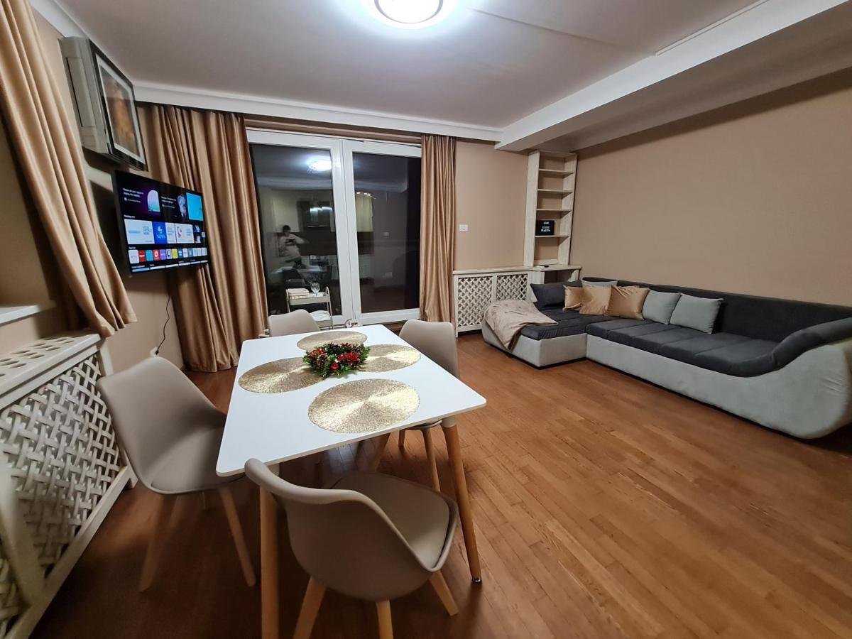 Apartmán Arad Wellness Exteriér fotografie